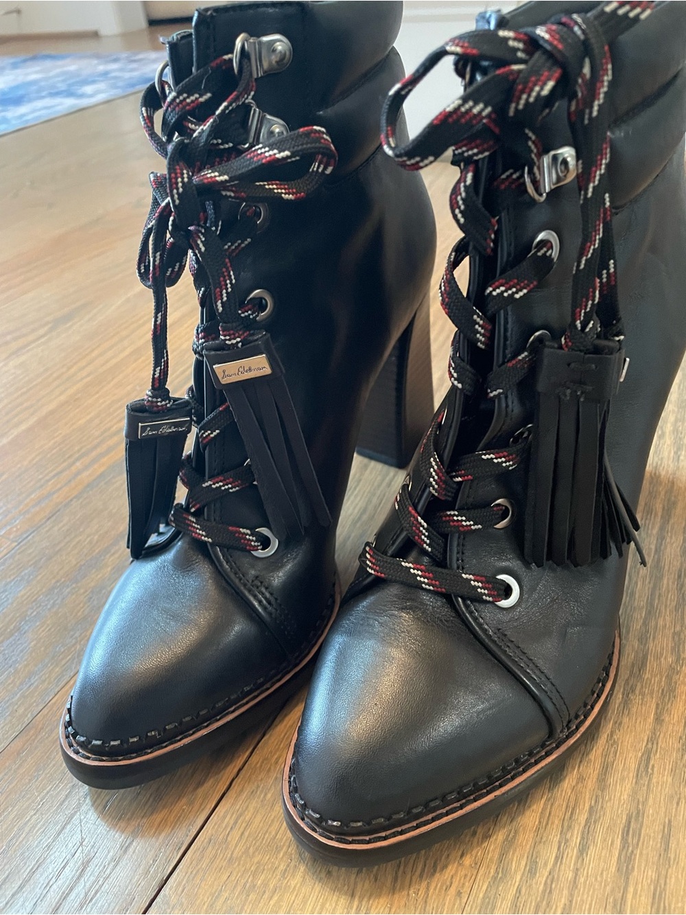 Leather Lace-Up Ankle Boots - Black